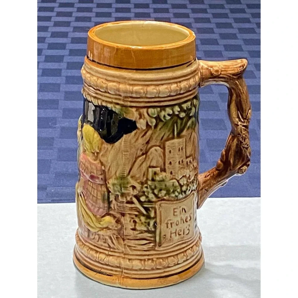 7″ Vintage Japanese Porcelain German Majolica Court Scene Beer Stein‎